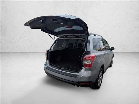 Used 2014 Subaru Forester 2.5i Touring AWD/4WD image 25