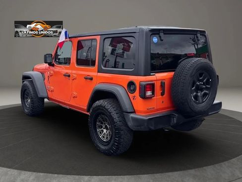 Used 2018 Jeep Wrangler Unlimited Sport image 4