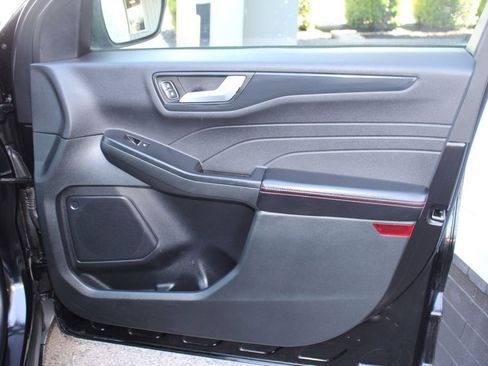 Used 2025 Ford Escape ST-Line AWD/4WD image 37