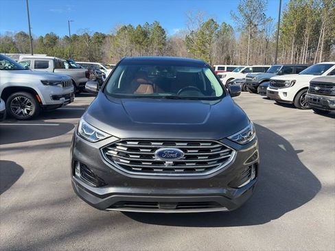 Used 2019 Ford Edge Titanium w/ Equipment Group 301A image 2