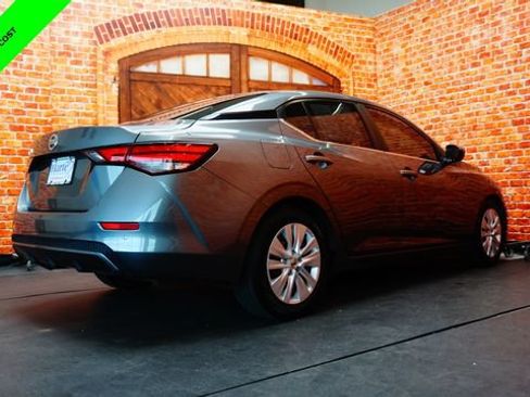 Certified 2020 Nissan Sentra S FWD image 7