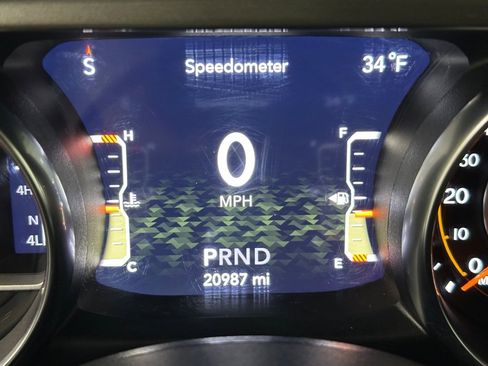 Used 2022 Jeep Wrangler Unlimited Sahara image 7