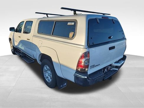 Used 2010 Toyota Tacoma 4x4 Double Cab V6 image 6