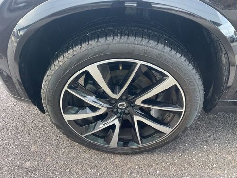 Certified 2023 Volvo XC90 B6 Plus w/ Protection Package Premier image 14