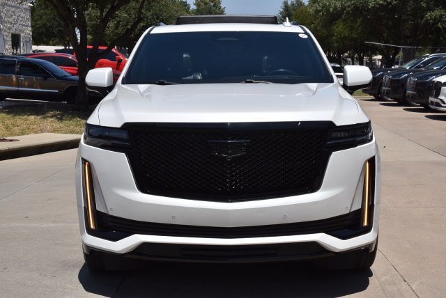 Used 2022 Cadillac Escalade Sport w/ Touring Package AWD/4WD image 3