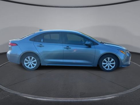 Used 2024 Toyota Corolla LE FWD image 9