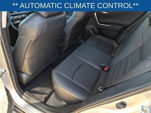 Used 2021 Toyota RAV4 Limited image 26