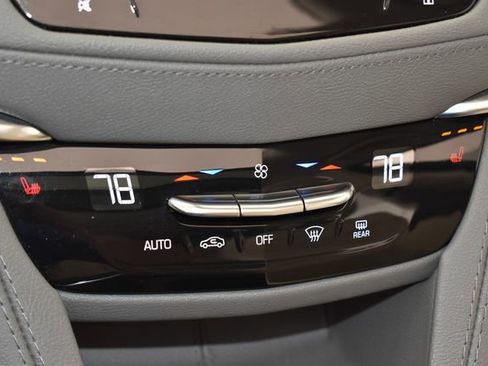 Used 2023 Cadillac XT5 Premium Luxury image 32