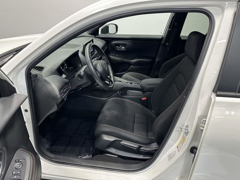Certified 2023 Honda HR-V Sport image 11