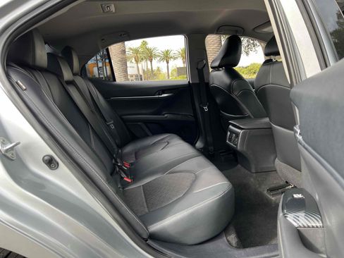 Used 2022 Toyota Camry XSE image 27