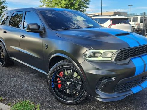 Used 2021 Dodge Durango SRT Hellcat w/ Technology Group AWD/4WD image 1