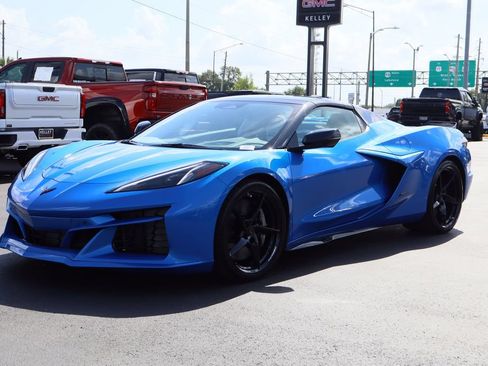 Certified 2025 Chevrolet Corvette E-Ray AWD/4WD image 5