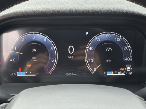 Used 2024 Jeep Grand Cherokee Altitude AWD/4WD image 15