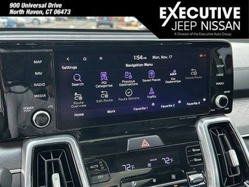 Used 2023 Kia Sorento SX image 22