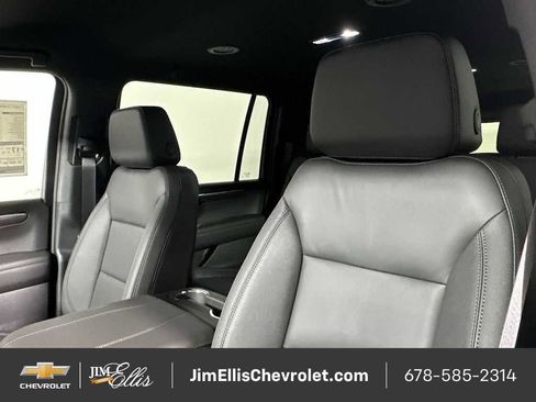 New 2026 Chevrolet Suburban LT w/ Comfort Package image 39