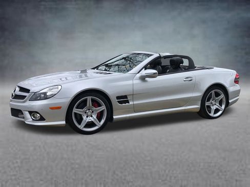 Used 2011 Mercedes-Benz SL 550 w/ Premium I Pkg image 2