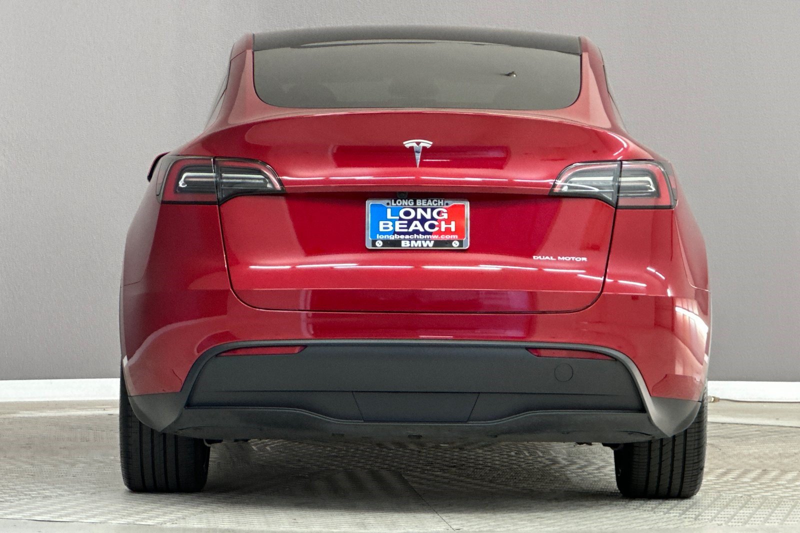 Used 2024 Tesla Model Y Long Range AWD/4WD image 10