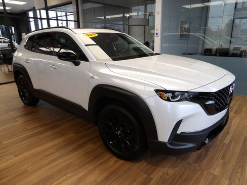 Used 2025 MAZDA CX-50 AWD 2.5 Hybrid w/ Weather Package image 3