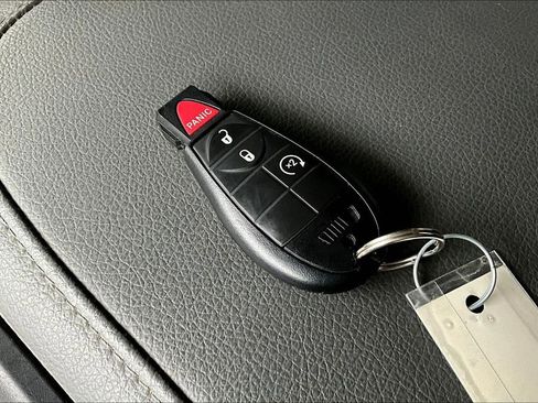 Used 2017 RAM 1500 Lone Star image 13