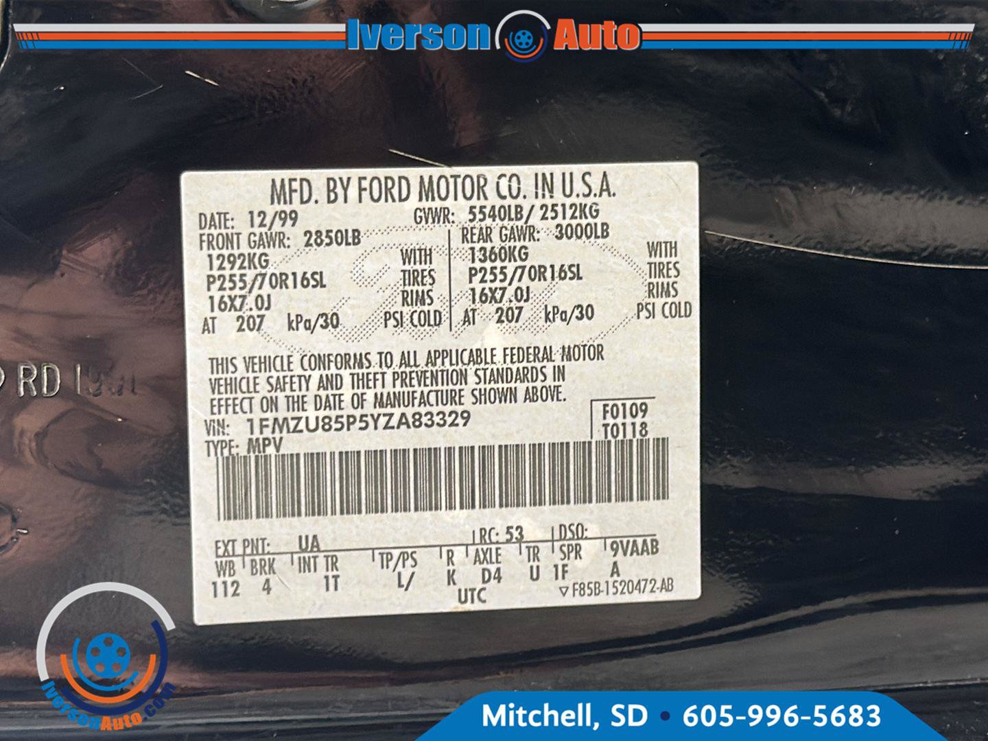 Used 2000 Ford Explorer Limited AWD/4WD image 12