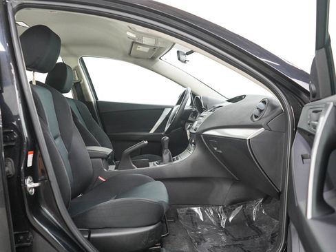 Used 2011 MAZDA MAZDA3 s Sport FWD image 11