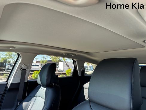 New 2026 Kia Sportage EX w/ EX Panorama Roof Package FWD image 16
