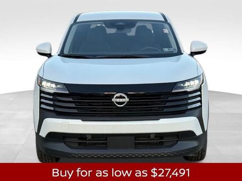 New 2025 Nissan Kicks SV w/ Illumination Package image 8