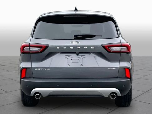 Certified 2023 Ford Escape Active w/ Tech Pack #2 image 5