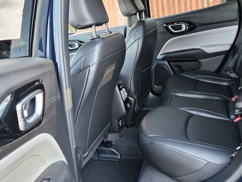 New 2026 Jeep Compass Limited image 7