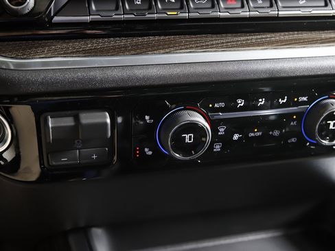 New 2026 Chevrolet Silverado 3500 LT w/ All Star Edition image 24