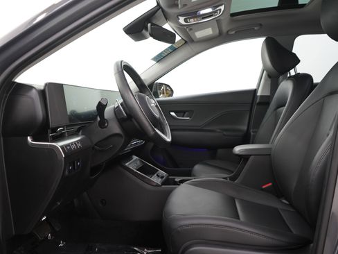 Certified 2025 Hyundai Kona Limited AWD/4WD image 24