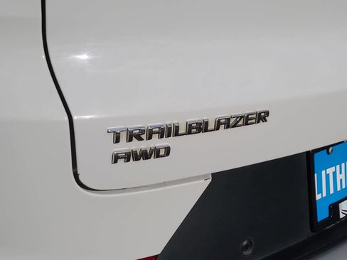 Used 2022 Chevrolet TrailBlazer LT w/ Convenience Package image 15