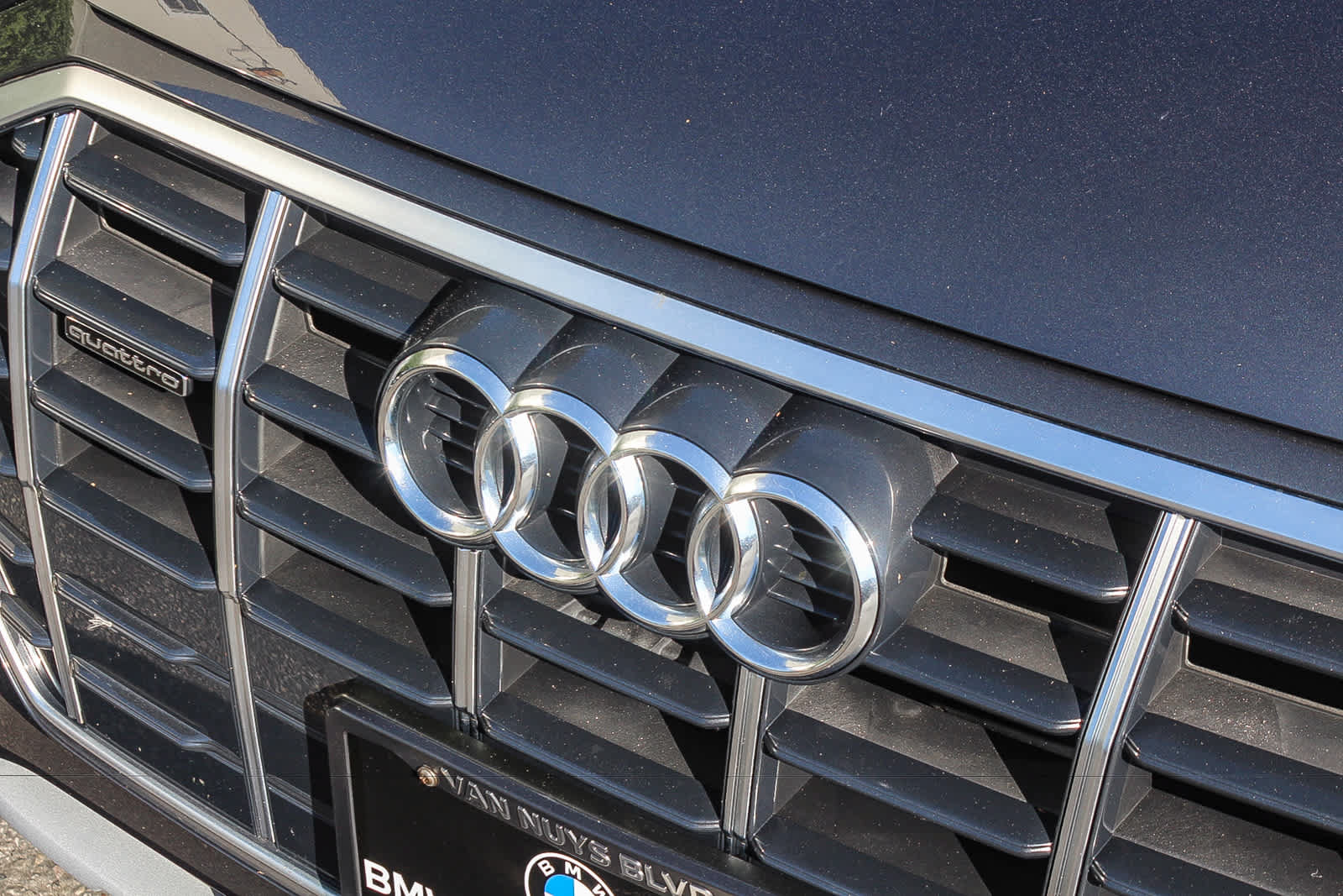 Used 2023 Audi Q5 2.0T Premium w/ Convenience Package AWD/4WD image 11