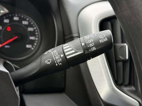 Used 2024 GMC Terrain SLE image 22