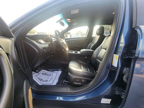 Used 2019 Ford Taurus SEL w/ Equipment Group 201A FWD image 17