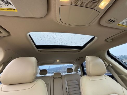 Used 2014 Ford Fusion SE w/ Equipment Group 202A image 28