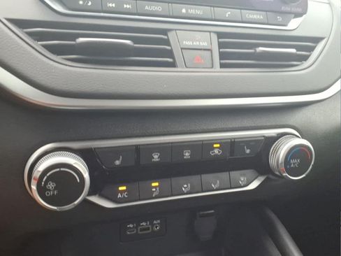 Used 2022 Nissan Altima 2.5 SR w/ Midnight Edition Package FWD image 22