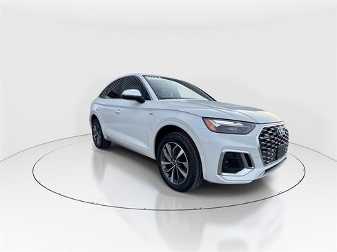 Certified 2023 Audi Q5 2.0T Premium Plus w/ Premium Plus Package image 2