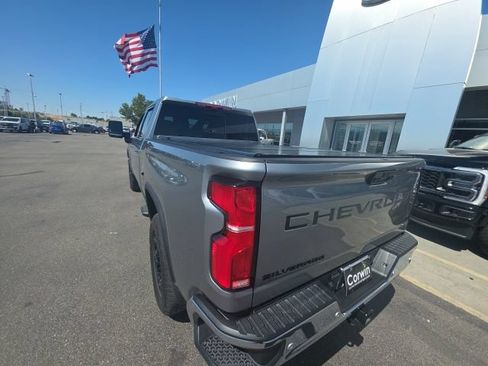 Used 2025 Chevrolet Silverado 3500 LTZ w/ LTZ Plus Package AWD/4WD image 25