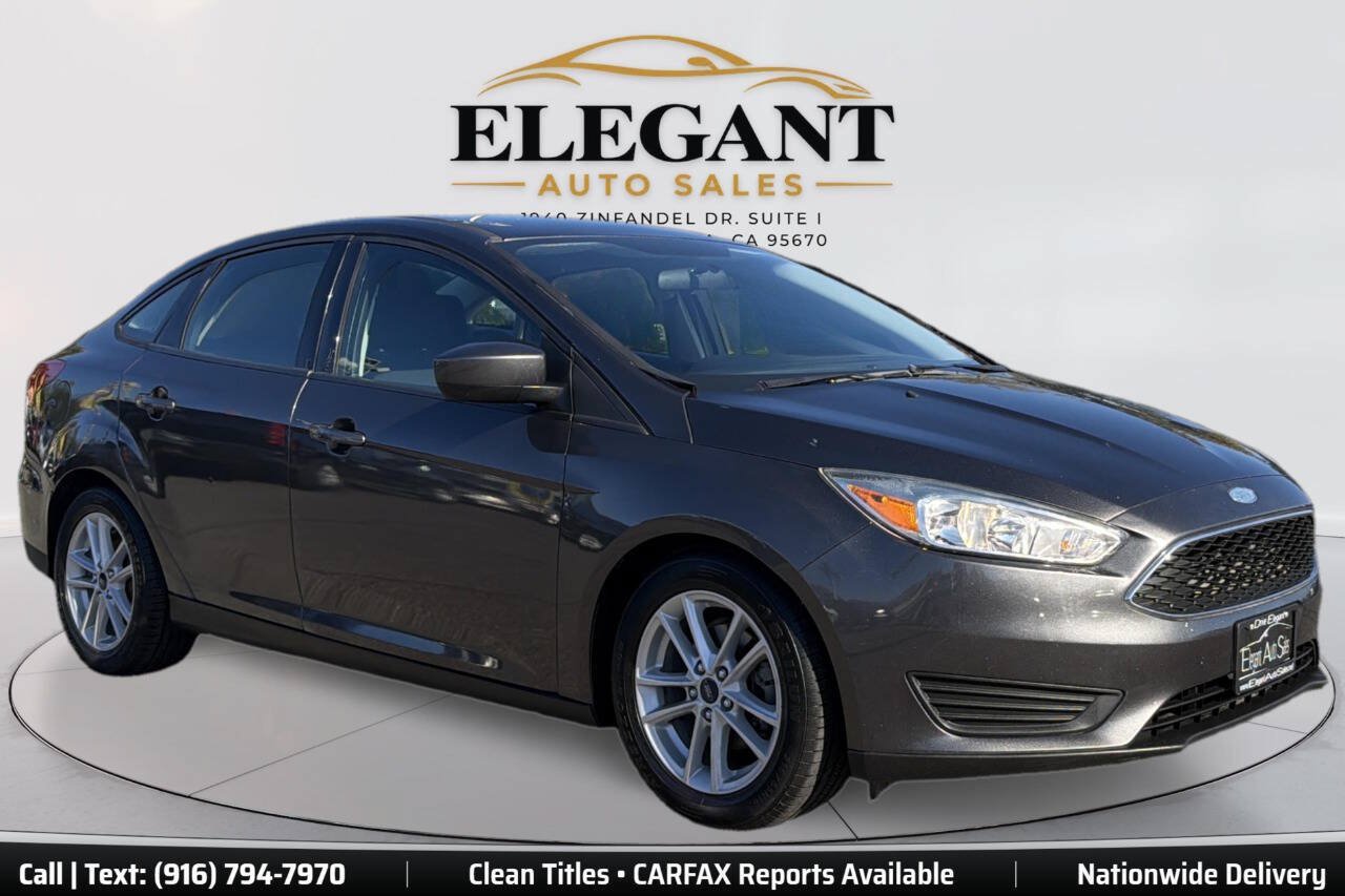 Used 2018 Ford Focus SE FWD image 3