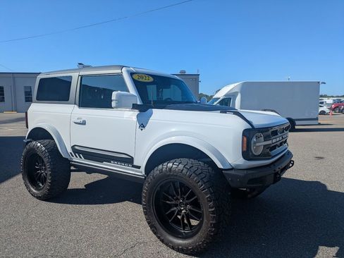 Used 2022 Ford Bronco Outer Banks AWD/4WD image 4