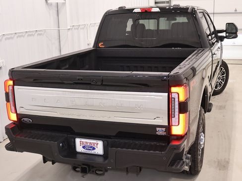 Certified 2026 Ford F350 Platinum w/ Platinum Plus Package image 50