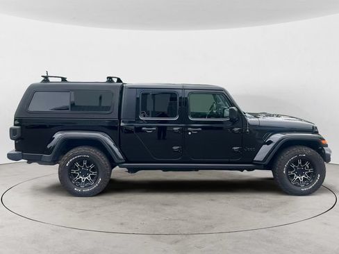 Used 2021 Jeep Gladiator Sport AWD/4WD image 6