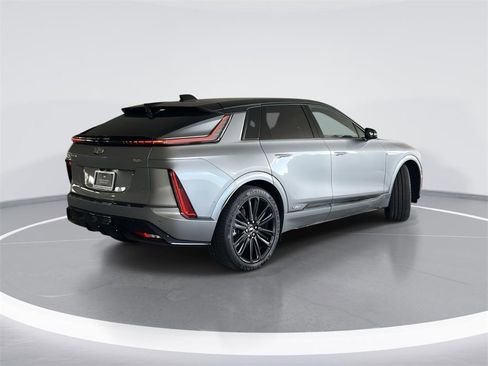 New 2026 Cadillac Lyriq V image 3