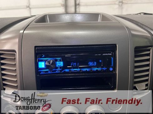 Used 2006 Nissan Titan SE image 38