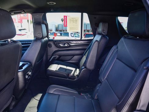 Used 2024 GMC Yukon Denali AWD/4WD image 21