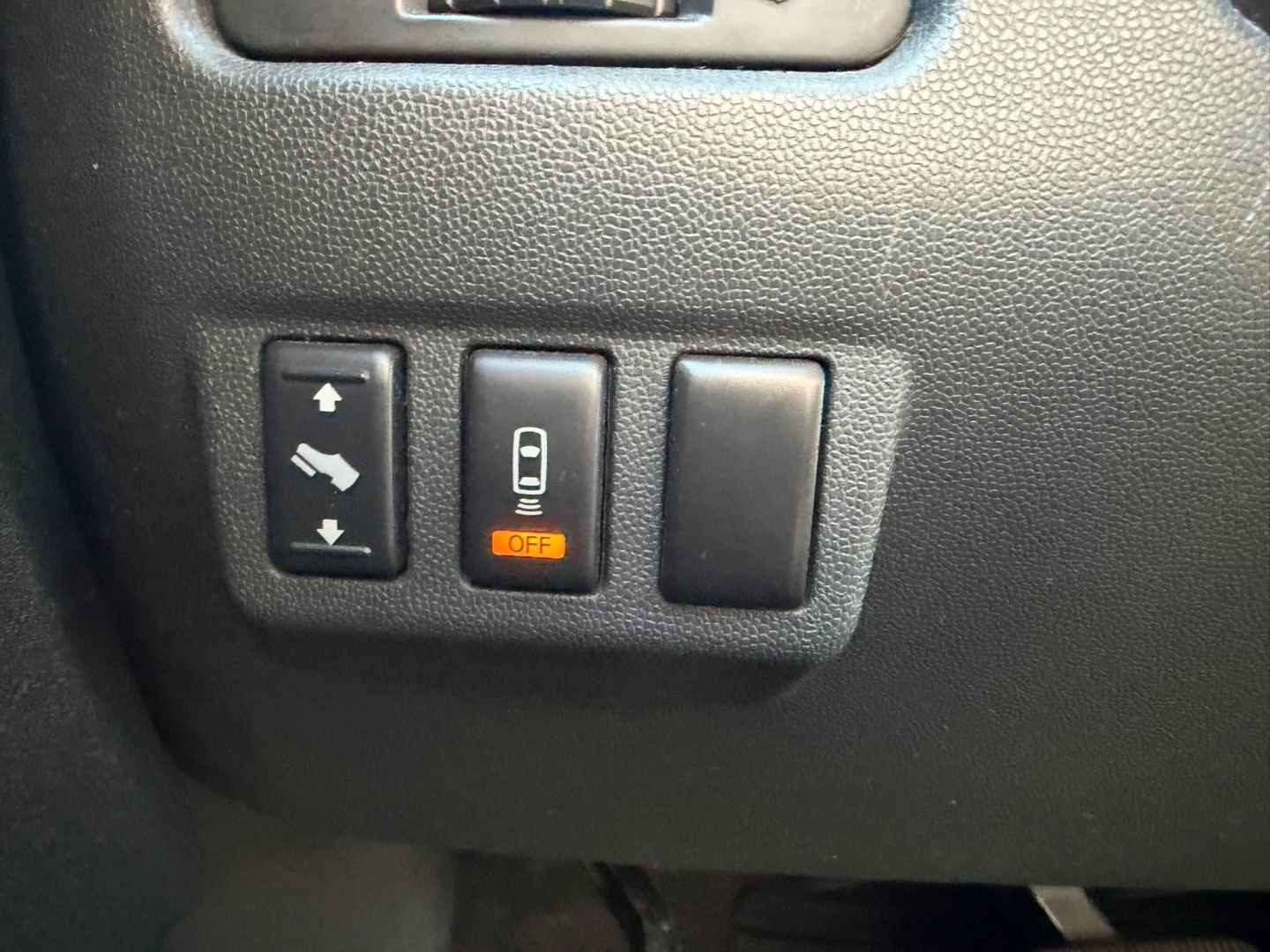 Used 2012 Nissan Titan SV AWD/4WD image 28