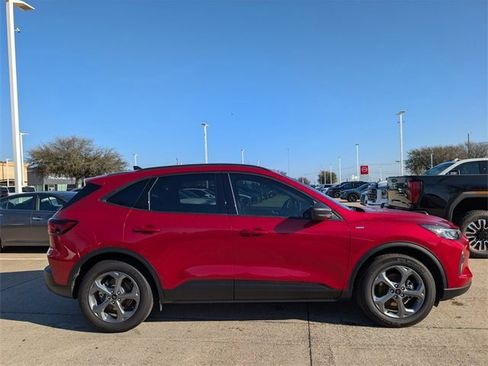 Used 2025 Ford Escape ST-Line w/ Tech Pack #1 image 3