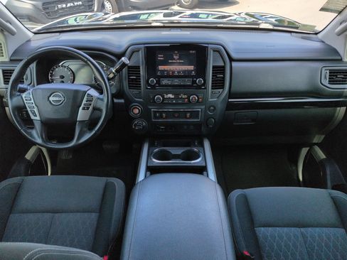 Used 2023 Nissan Titan SV w/ SV Convenience Package AWD/4WD image 15
