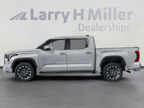 New 2026 Toyota Tundra Limited AWD/4WD image 3